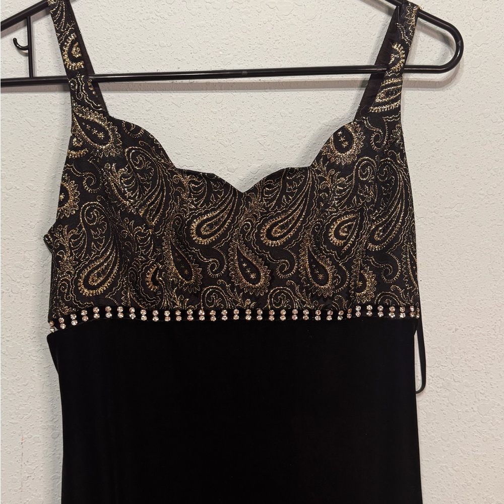 Black and Gold Velvet Maxi Dress - Picture 4 of 4